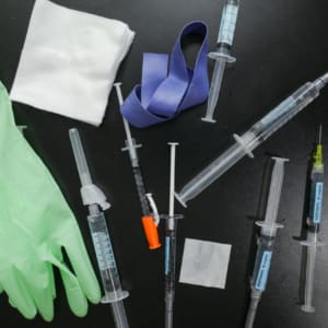 Introduction to Harm Reduction: Beyond All-or-Nothing Approaches to Substance Use Disorders (2HR) Presented by Dreya Blume, LCSW