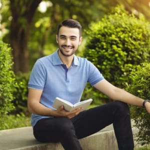 1.5 CE Hours <b style="color:#ff0000;">"Lunch & Learn"</b>- Introduction to Positive Psychology <sm><br><b>DATE:</b> Tuesday, March 3, 2026 </sm><sm><br><b>TIME:</b> 12:00 p.m. - 1:30 p.m. EST</sm>