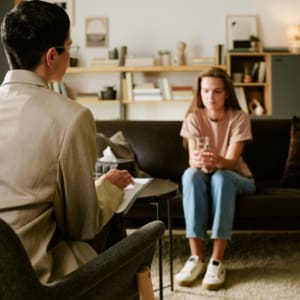 3 CE Hours - Solution-Focused Brief Therapy: An Introduction to Clinical Practice <sm><br><b>DATE:</b> Saturday, June 6, 2026 </sm><sm><br><b>TIME:</b> 9:30 am - 12:30 pm EST</sm>